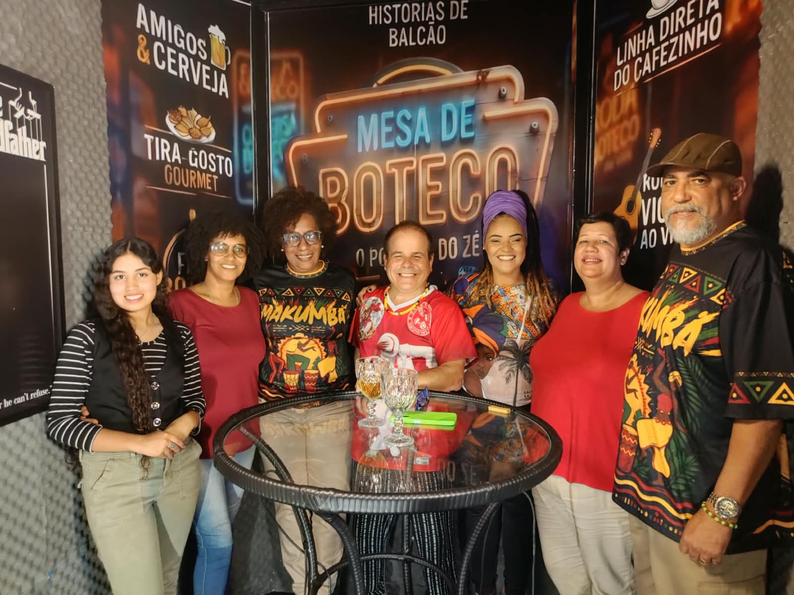 TV EG NEWS inaugura novo estúdio "Mesa de Buteco" com presença da cantora e compositora Kika Ribeiro e o DJ Vin Black.